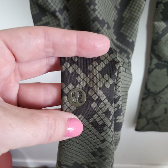 LULULEMON Jet Crop Slim Luxtreme 26" Pants Ankle Stretch Snake Green Women's 4 - Picture 10 of 14